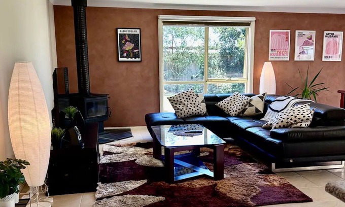 Torquay House | 2 x bed beach retreat Torquay, sauna, beach, golf