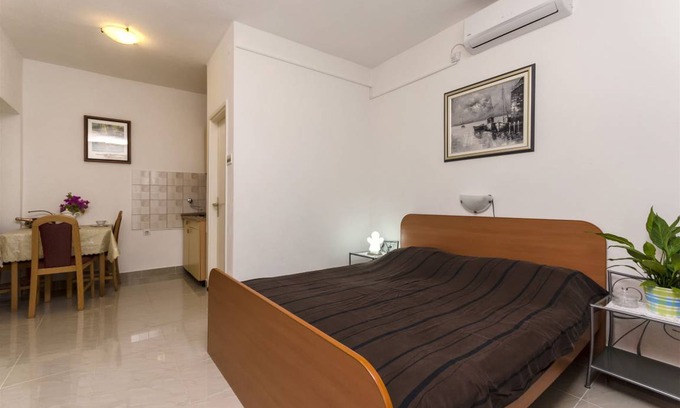 Srima Apartment | 20 m² Apartment ∙ 2 guests