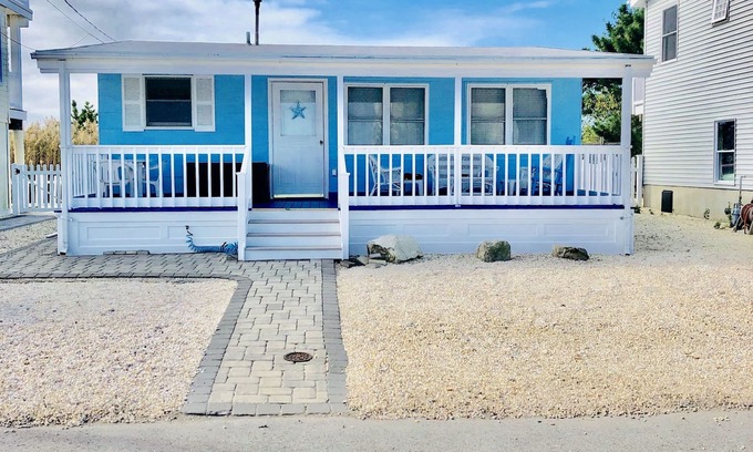 Holgate House | 2025 Fall Specials- 3 night minimum stay- Holgate 3 bedroom