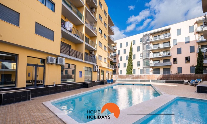 Armacao de Pera Apartment | #215 Equiped w/ AC and Pool 65m Beach