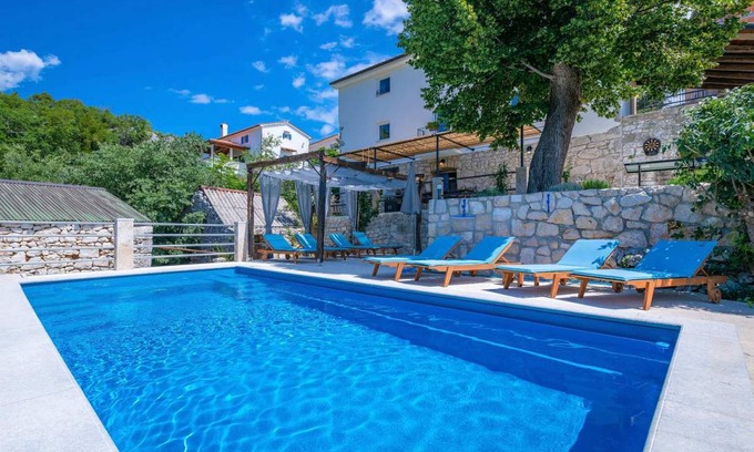 Zagore Villa | 220 m² Villa ∙ 3 bedrooms ∙ 8 guests