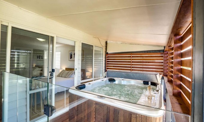 Encounter Bay House | 24 Laurie Ave Encounter Bay - Linen Included