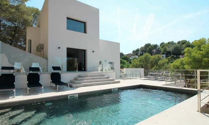 Begur Other | 240 m² Accommodation ∙ 7 bedrooms ∙ 14 guests