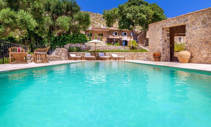 Pollensa Villa | 245 m² Villa ∙ 2 bedrooms ∙ 4 guests