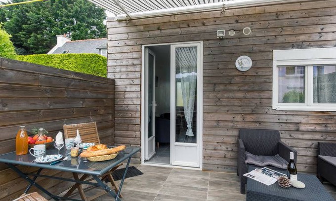 Locquirec Apartment | 25 m² Apartment ∙ 1 bedroom ∙ 2 guests