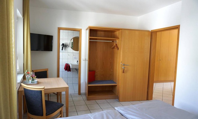 Losnich Hotel | 25 m² Hotel ∙ 1 bedroom ∙ 4 guests