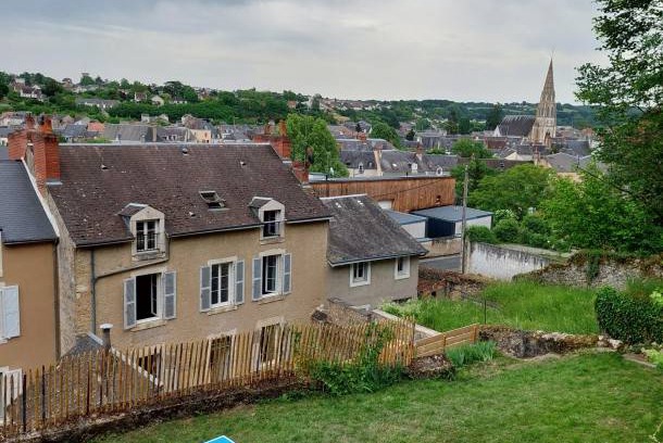 Argenton-sur-Creuse House | 250 m² House ∙ 6 bedrooms ∙ 15 guests