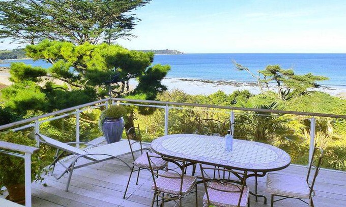 Locquirec House | 260 m² House ∙ 3 bedrooms ∙ 6 guests
