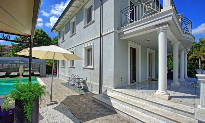 Camaiore Villa | 270 m² Villa ∙ 4 bedrooms ∙ 8 guests