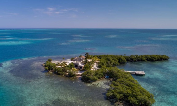 Placencia Villa | 279 m² Villa ∙ 2 bedrooms ∙ 4 guests