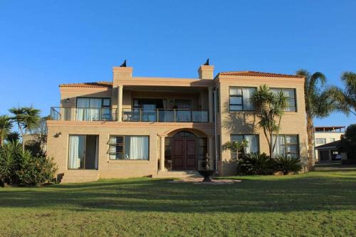 Wavecrest Apartment | 28 Dr Mike Heroldt Street
