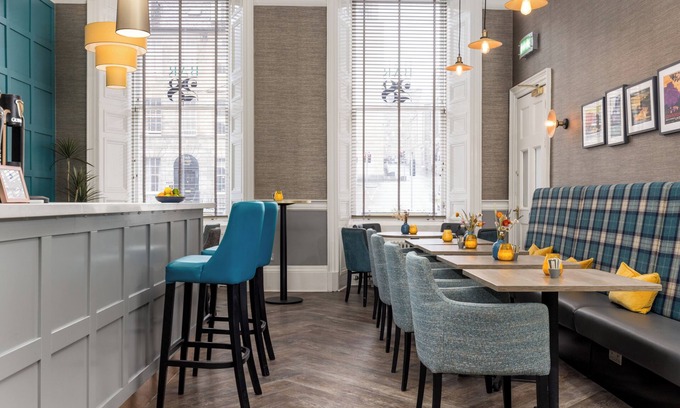 New Town Hotel | 28 York Place