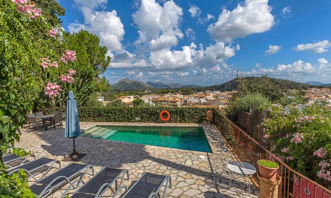Pollensa House | 290 m² House ∙ 3 bedrooms ∙ 6 guests