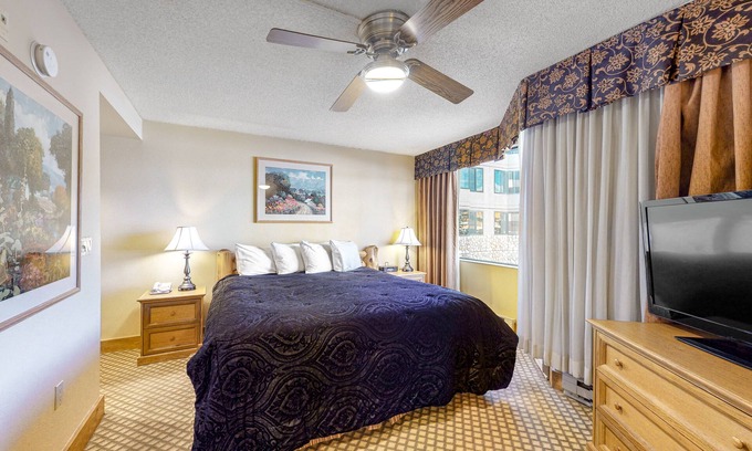 Crested Butte Apartment | 2nd-Floor Studio w/Mtn Views, Shared Outdoor Hot Tub & Heated Pool, Washer/Dryer