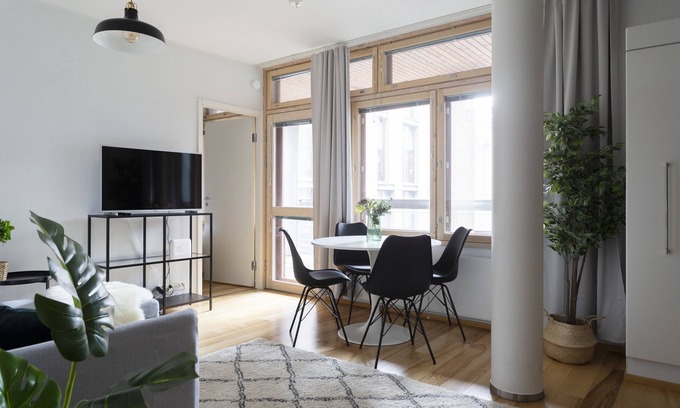 Kamppi Apartment | 2ndhomes Deluxe Apt w Sauna & Balcony