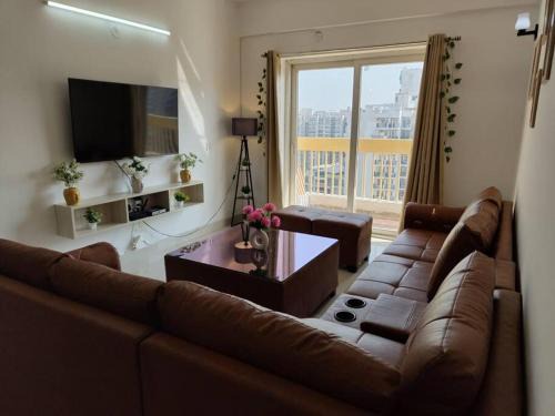 Greater Noida Apartment | 3.5 BHK spacious Flat near Gaur City Noida