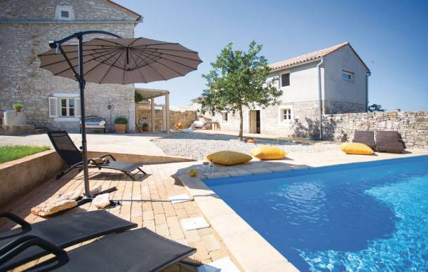 Rezanci House | 3 bedroom accommodation in Rezanci