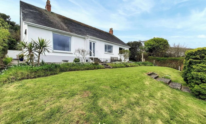 Castallack Cottage | 3 bedroom accommodation in Mousehole