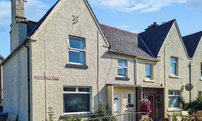 Dornoch Cottage | 3 bedroom accommodation in Dornoch