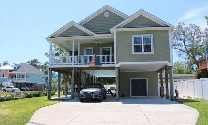 Tranquil Harbour House | 3 BR/2.5BA - Pool, Pool Heating (April-October Only), Water Views, Sleeps 8