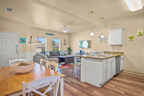 Corpus Christi House | 3 Br Padre Isl Retreat Min to Beach Dog Friendly