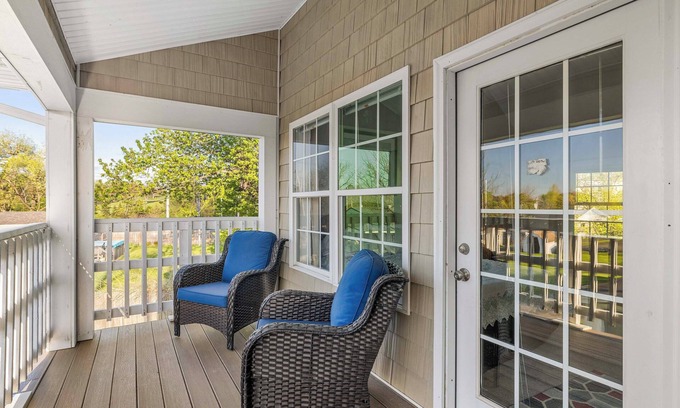 Athol Springs House | 3 Mi to Beach: Golfer's Paradise in Lake View!
