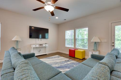Ocean Isle Beach House | 3 Mi to Sand and Surf Ocean Isle Beach Retreat!