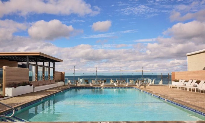 Silver Beach Hotel | 3 Ocean View Units Near Woods Hole Aquarium! Private Beach Access!, Pools!
