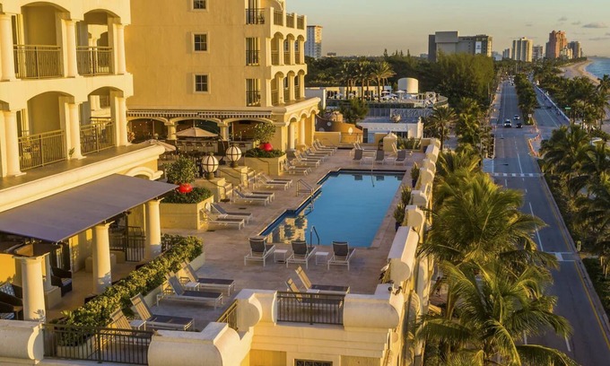 Central Beach Hotel | 3 Oceanfront Units! Close to Beaches! Outdoor Pool, Pets Allowed!