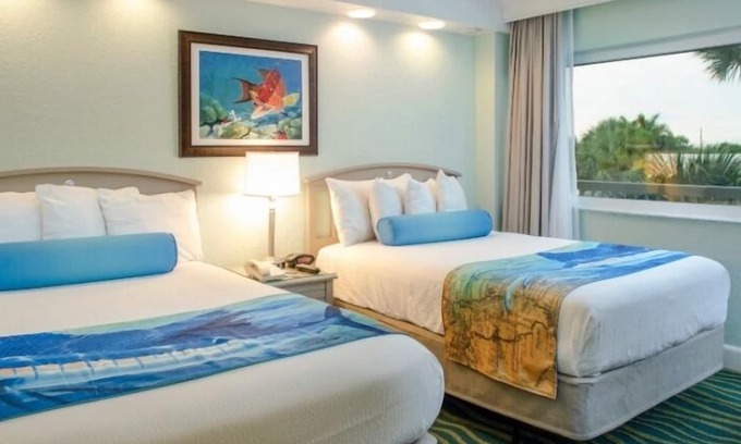 St. Pete Beach Hotel | 3 Spacious Deluxe Rooms at RumFish Beach – Ideal for Families & Beach Getaways