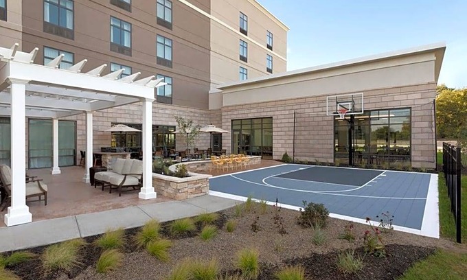 Westmere Hotel | 3-Star Hotel ∙ Tru by Hilton Albany Crossgates Mall