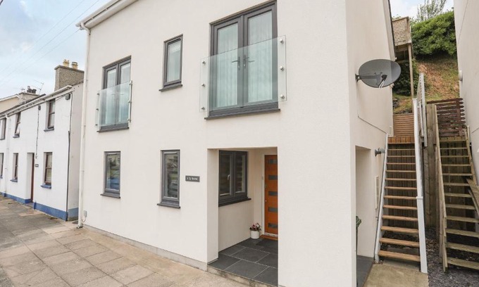 Rhyd-y-clafdy House | 3 Ty Stabal
