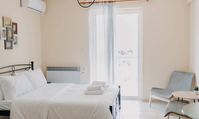 Patras Apartment | 30 m² Apartment ∙ 1 bedroom ∙ 2 guests