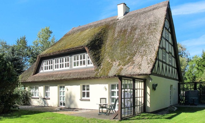 Altenkirchen Villa | 30 m² Villa ∙ 1 bedroom ∙ 2 guests