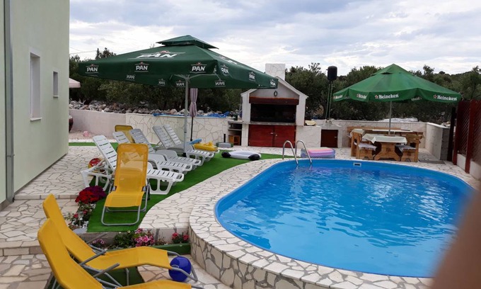 Razanj Apartment | 34 m² Apartment ∙ 1 bedroom ∙ 4 guests