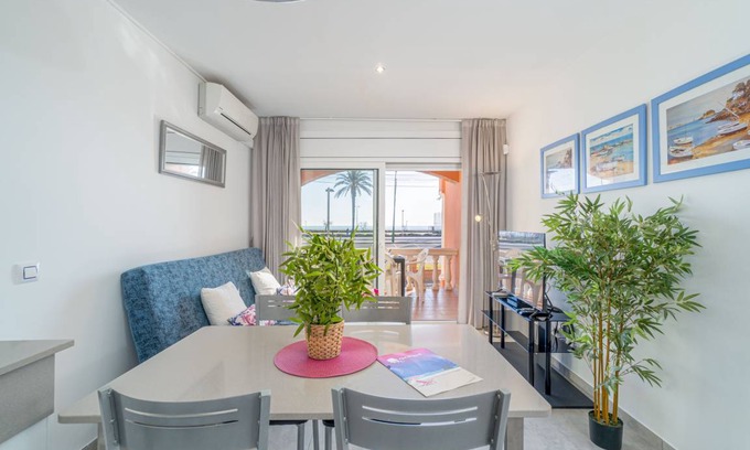 Empuriabrava Apartment | 35 m² Apartment ∙ 1 bedroom ∙ 4 guests