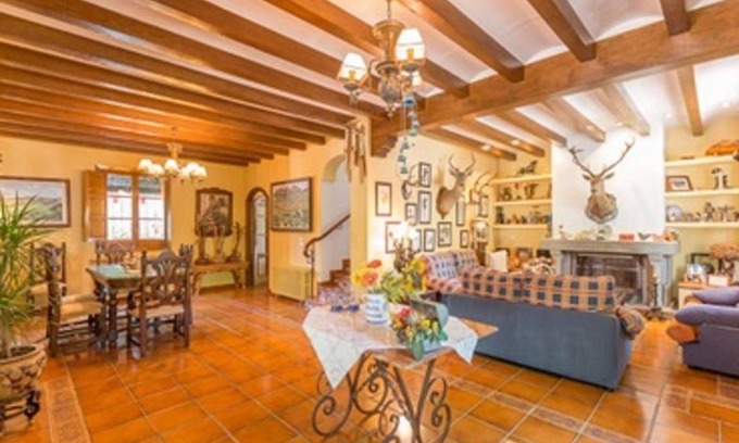Priego de Cordoba House | 360 m² House ∙ 4 bedrooms ∙ 10 guests