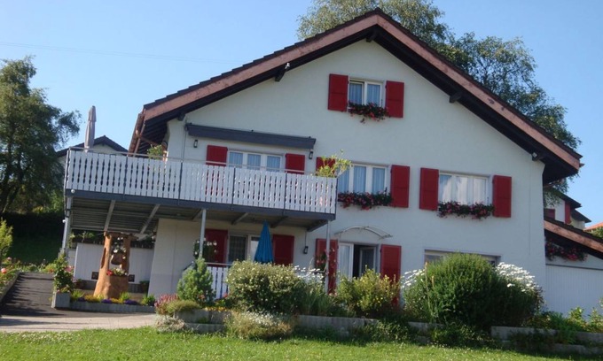 Les Breuleux Apartment | 37 m² Apartment ∙ 1 bedroom ∙ 5 guests