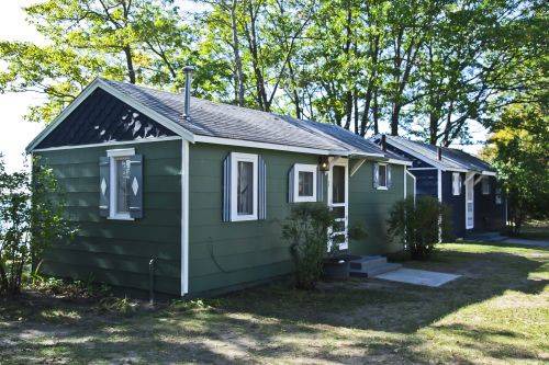 Carp Lake Cabin | 39 m² Cabin ∙ 2 bedrooms ∙ 6 guests