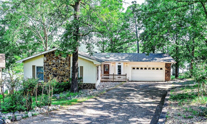Hot Springs Village House | 3AlbaCr | Lake DeSoto | Home| Sleeps 9