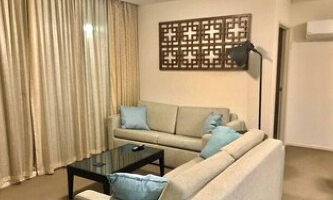 Kensington Apartment | 3BD/2BTH Apt next door to Flemington Racecourse W Parking