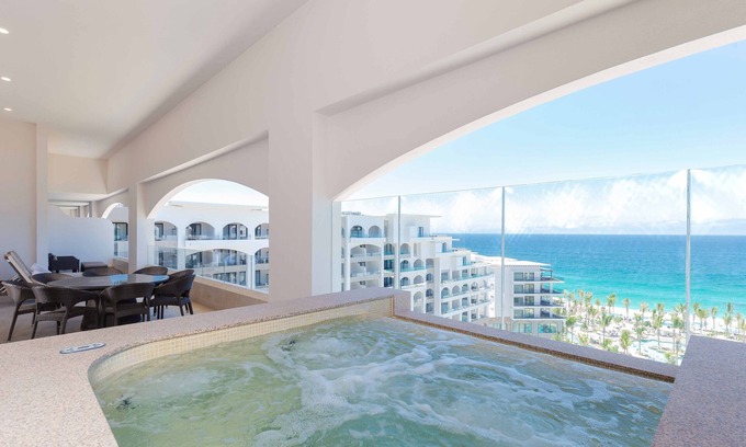San Jose del Cabo Resort | 3BDR Condo