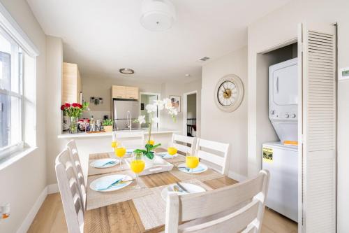 Flagami House | 3BDR Modern -Top Location Terrace- 6 Min Airport