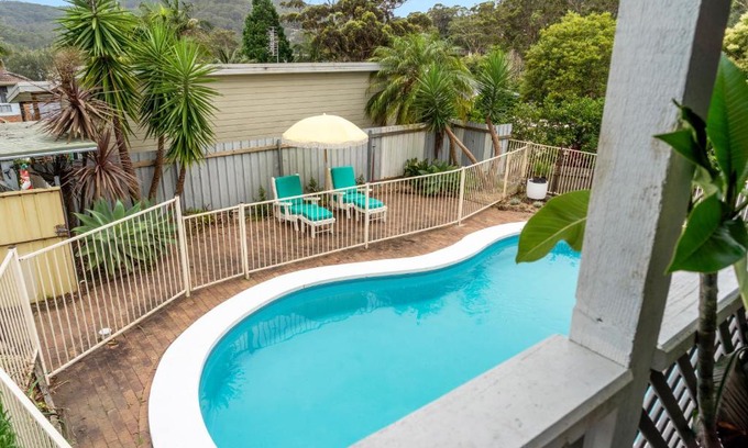 Saratoga House | 3BDRM Bayside Family Retreat with Pool with Pool & Games Room