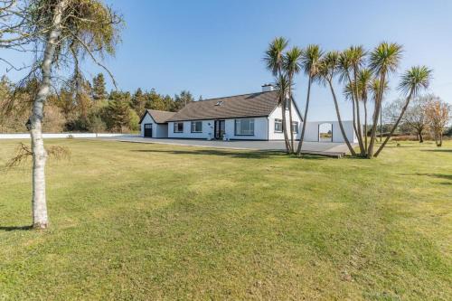 Dungloe House | 4 Bed in Burtonport oc-c31069