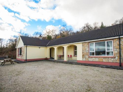 Rathmullan House | 4 Bed in Rathmullan oc-ii06957