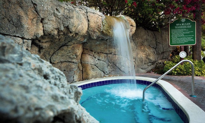 Florida Central Atlantic Coast Resort | 4 Bedroom, 4 Bathroom Luxury Villa with Garden View in Orlando, FL near Disney!