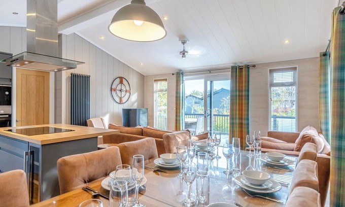 Newton Grange Ski Chalet | 4 bedroom accommodation in Ashbourne