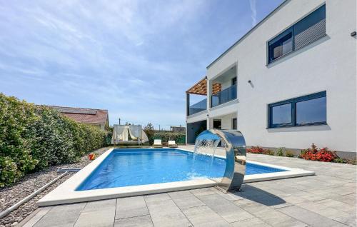 Kastela House | 4 Bedroom Gorgeous Home In Kastel Stari