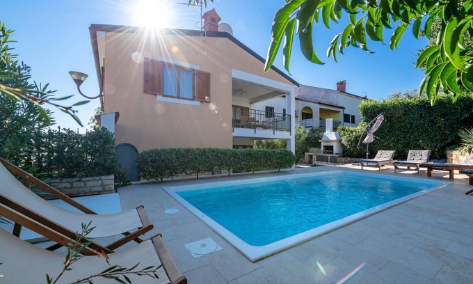 Vrsar House | 4 bedroom pet friendly home in Vrsar